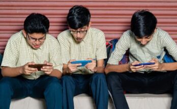 UNESCO Proposes Smartphone Ban In Schools To Counter Cyberbullying, Avoid Disruption