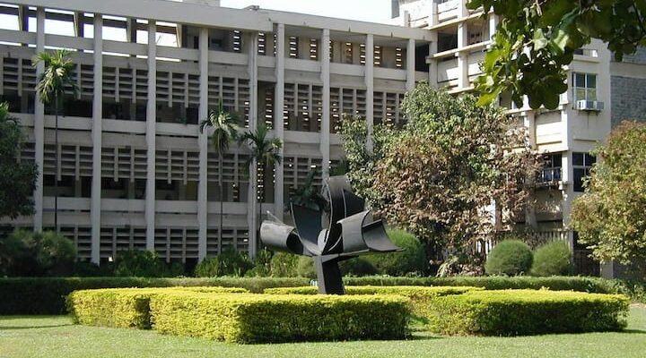 IIT Bombay: College students Protesting Towards ‘Veg-Solely’ Areas Slapped With Rs 10,000 Advantageous