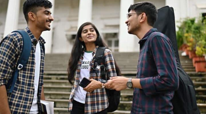 Study Abroad: 5 Specialised Management Courses Other Than MBA To Study In UK